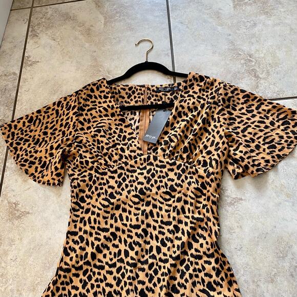 Nasty Gal Tan/Brown and Black Animal Print Short Sleeve Maxi Dress size 0 NWT - Picture 8 of 14